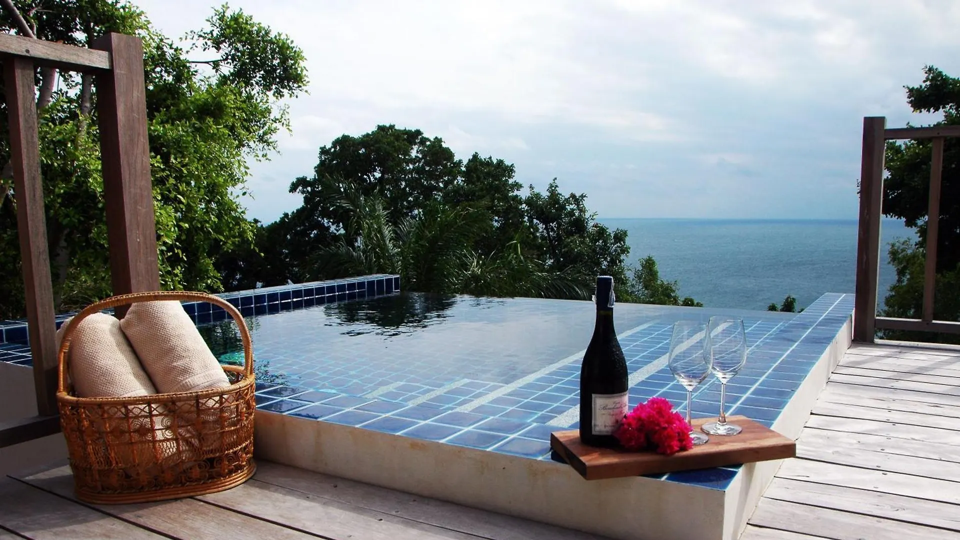 Cape Shark Villas Koh Tao